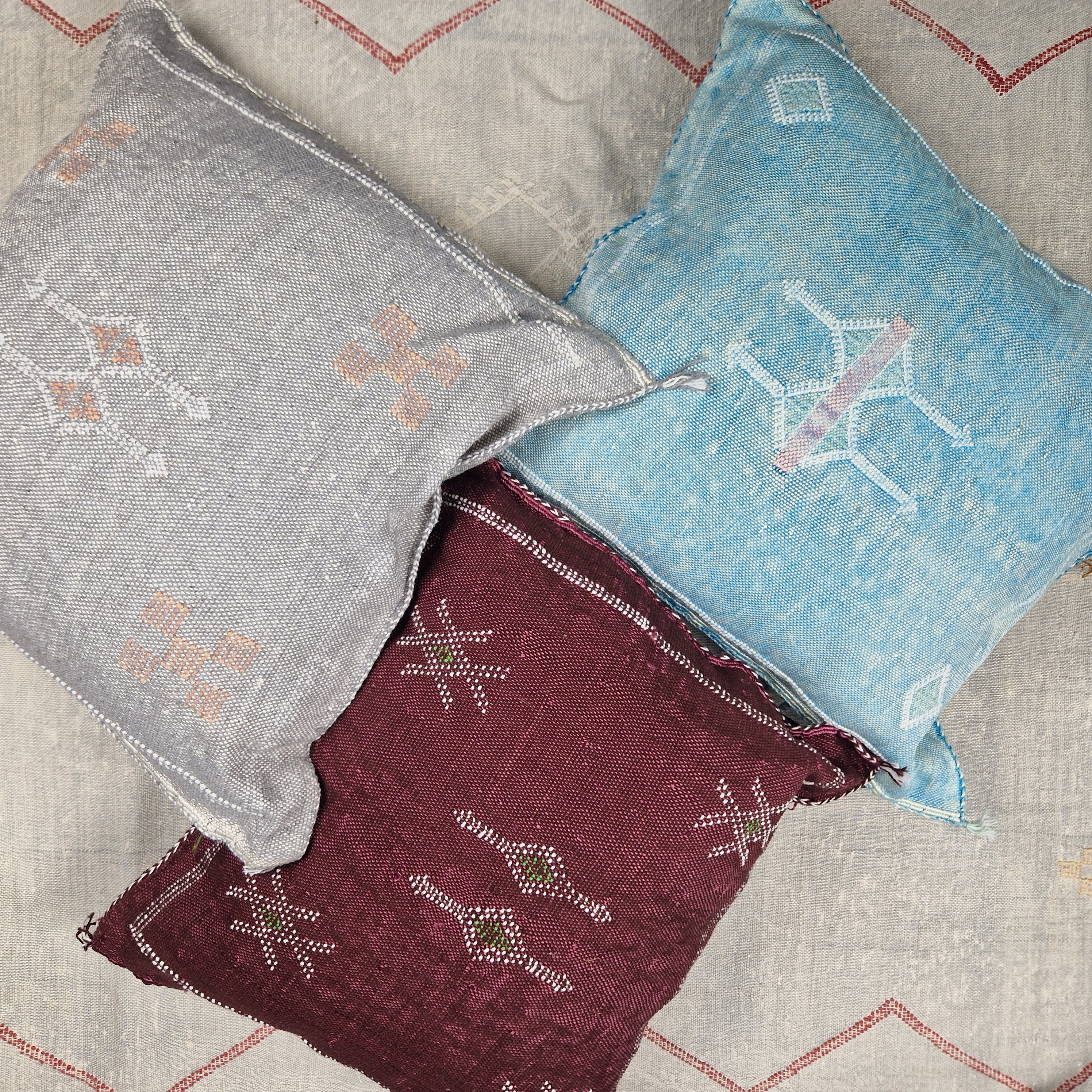 Handwoven Moroccan cactus Silk Pillow, 20x20 inch